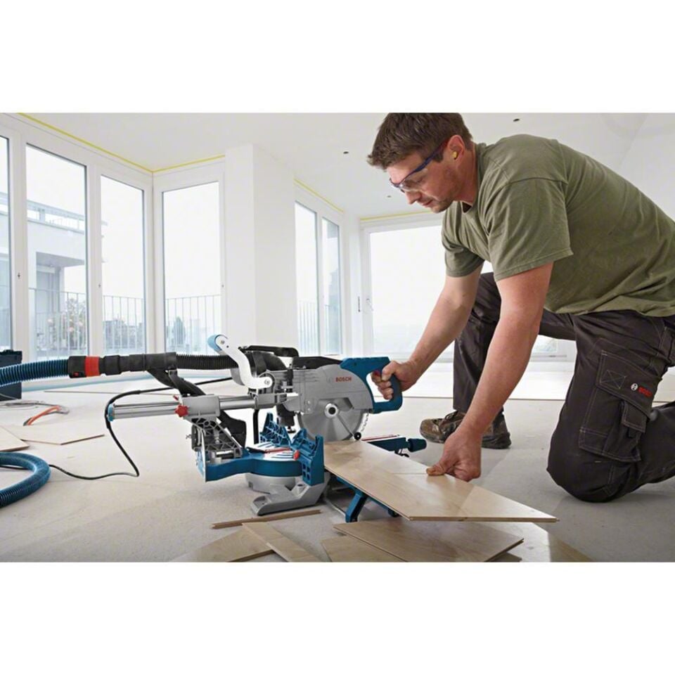 BOSCH GCM 8 SJL Profesyonel Kızaklı Gönye Kesme Makinesi 1600W 215Mm (0 601 B19 100)