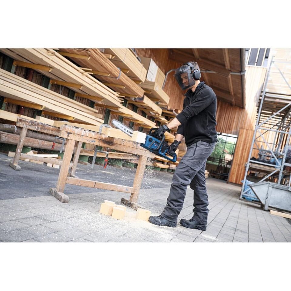 BOSCH GKE 18V-40 Akülü Zincirli Ağaç Kesme (Akü Dahil Değildir.) (0 600 8D3 000)