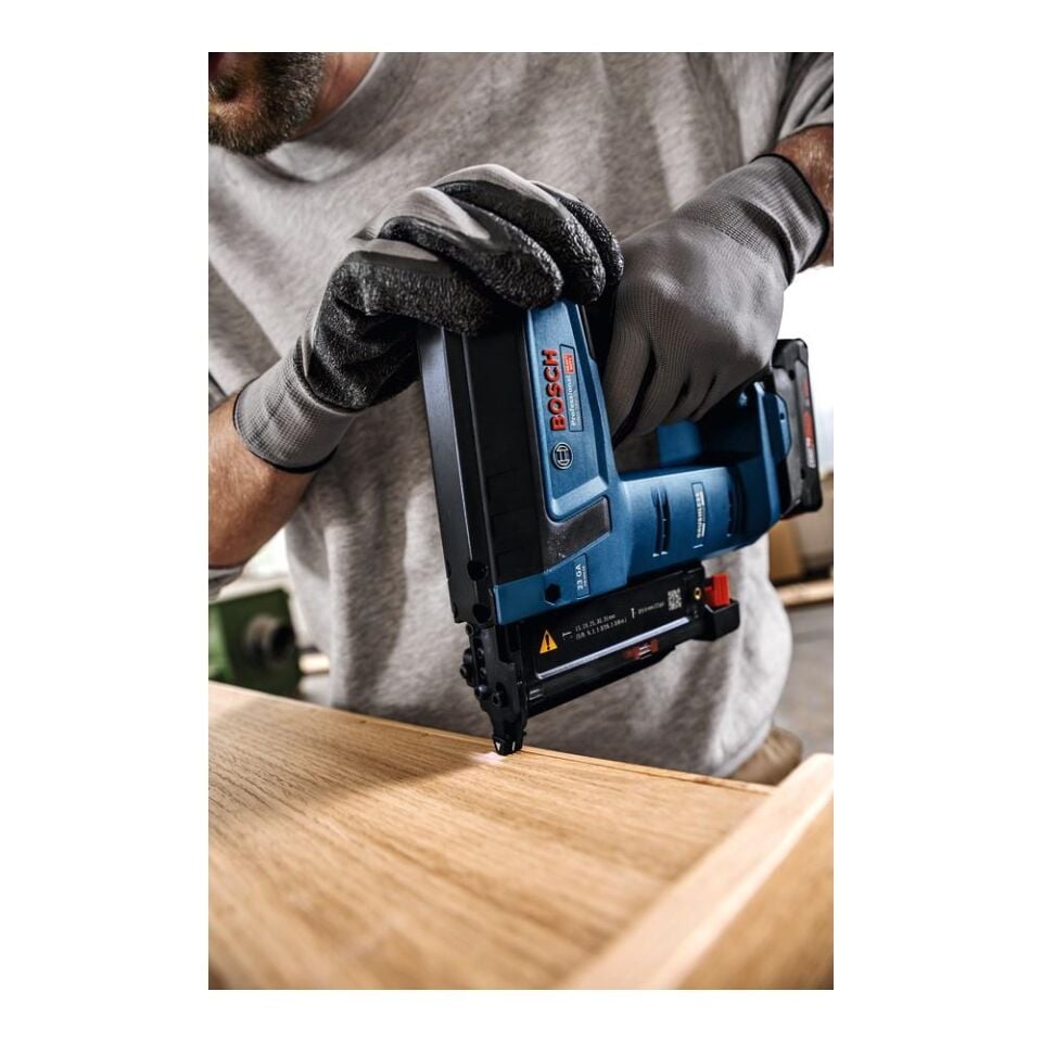 BOSCH GNH 18V-35 Akülü Çivi Çakma Tabancası (Akü Dahil Değildir.) (0 601 482 700)