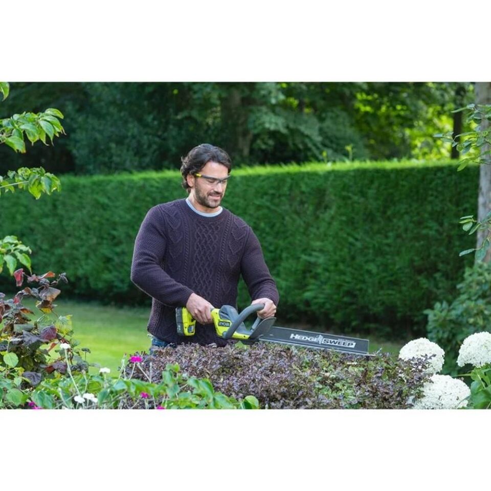 RYOBİ RY18HT45A-0 Akülü Çit Kesme Makinesi 45cm (Akü Dahil Değildir.) (5133005380)
