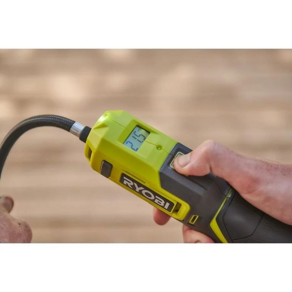 RYOBİ RI4-0 4V Usb Akülü Lastik Şişirme Makinesi (Akü Dahil Değildir.) (5133006141)