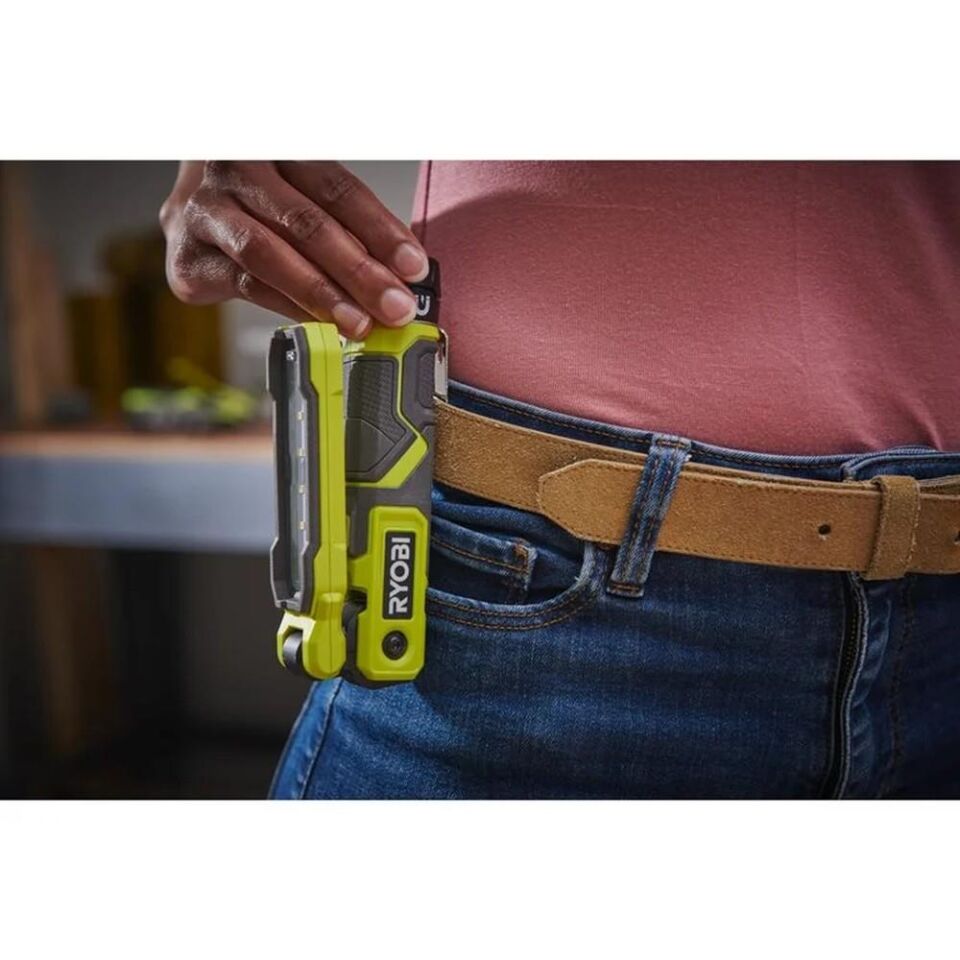 RYOBİ RLI4-0 4V Usb Lityum Büyüteçli Led Lamba (Akü Dahil Değildir.) (5133006310)