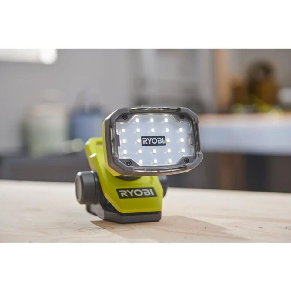 RYOBİ RLC4-0 4V Usb Lityum Akülü Led Aydınlatma (Akü Dahil Değildir.) (5133006312)
