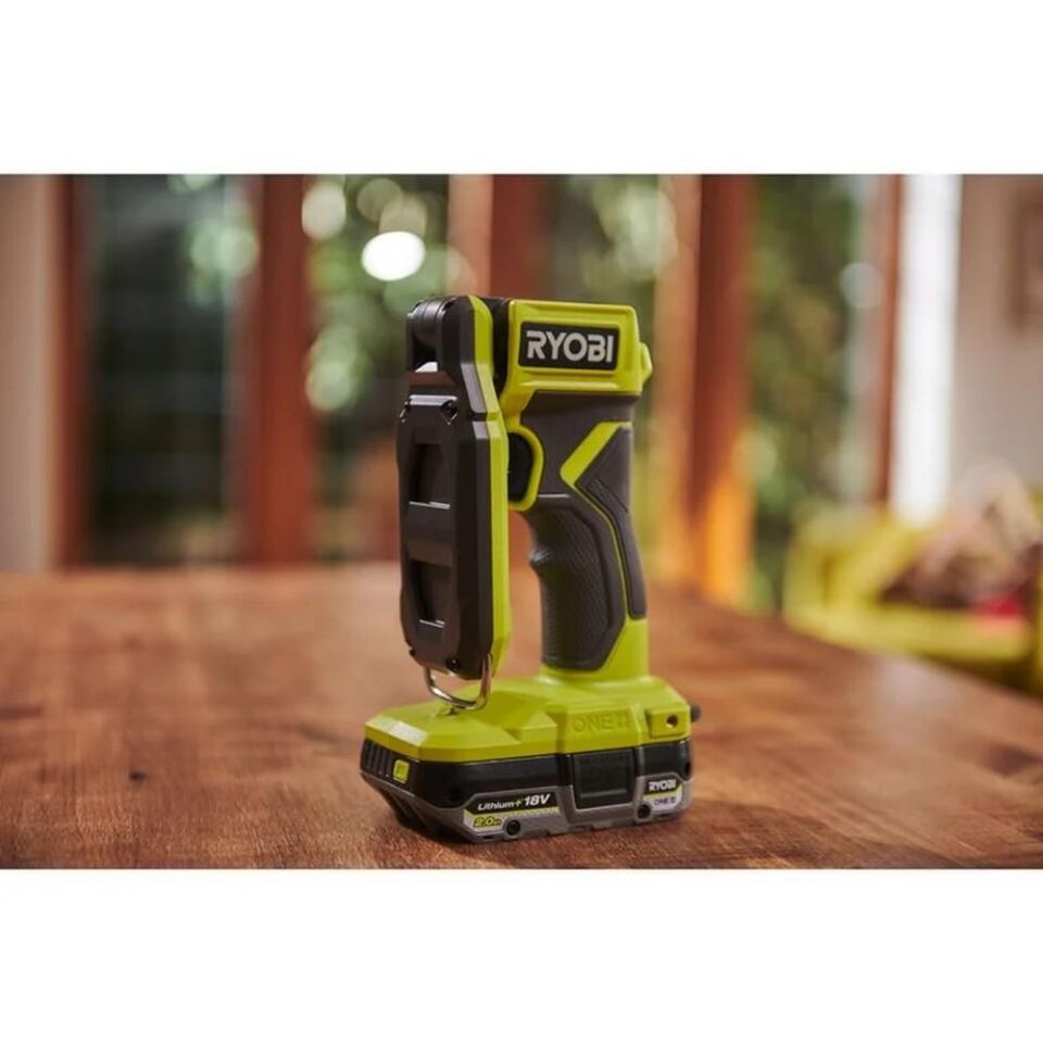 RYOBİ RSL18-0 18V Akülü El Feneri (Akü Dahil Değildir.) (5133006430)
