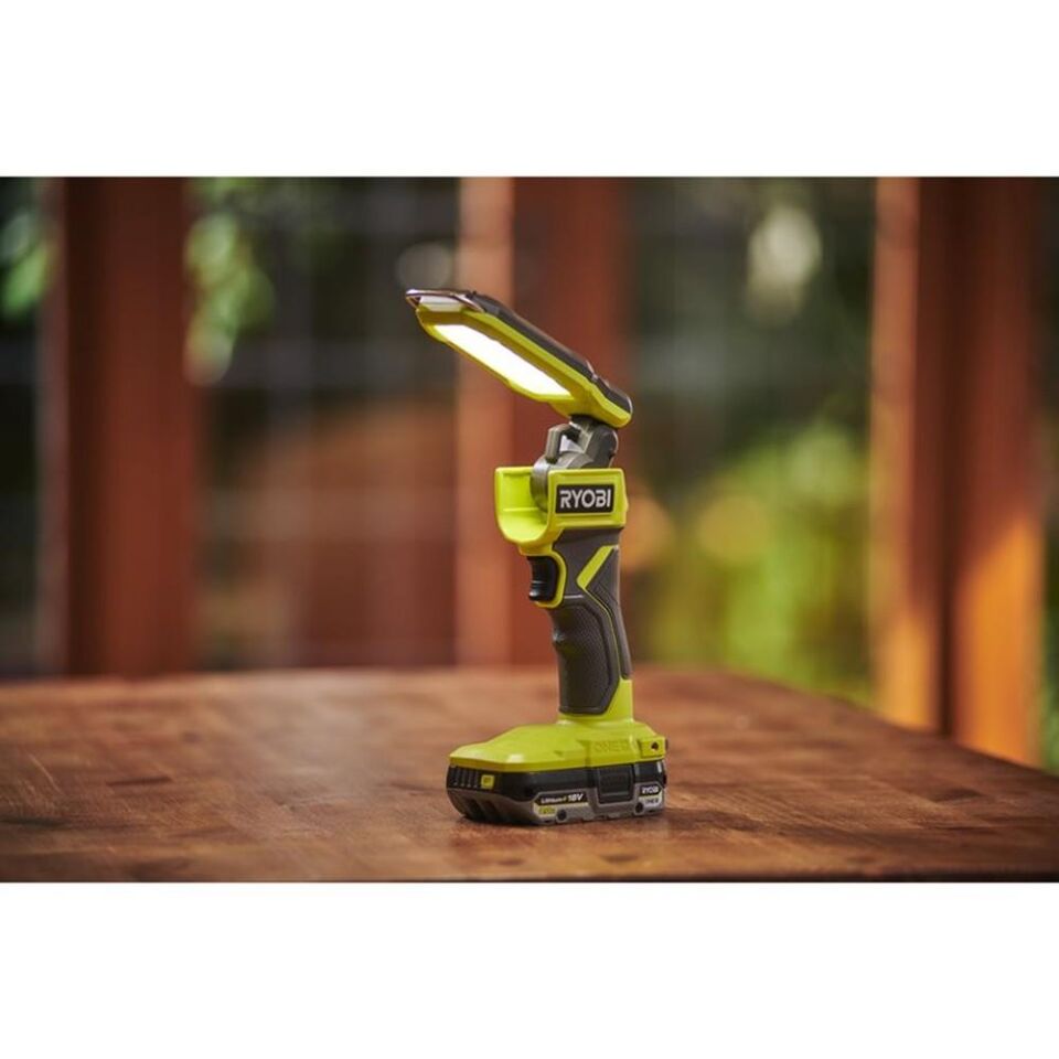 RYOBİ RSL18-0 18V Akülü El Feneri (Akü Dahil Değildir.) (5133006430)
