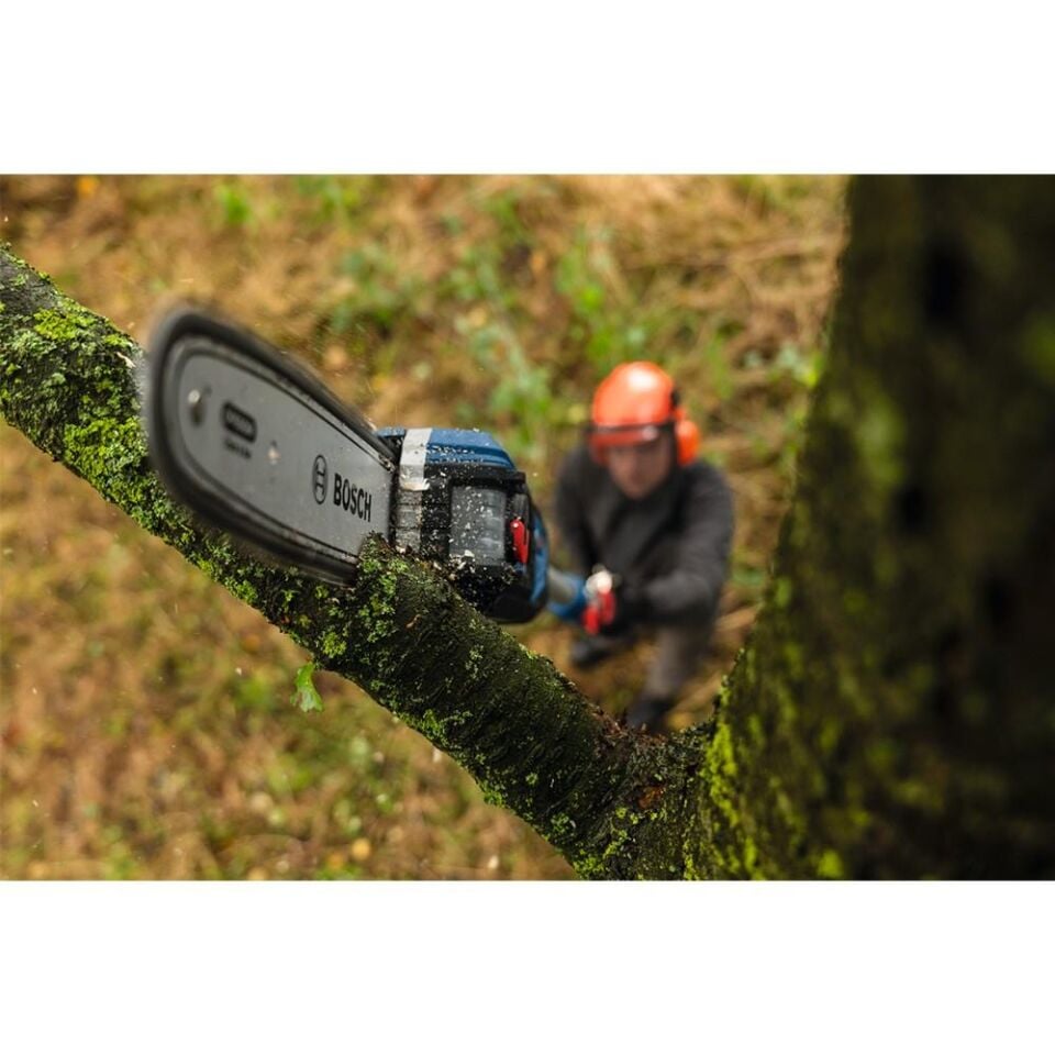 BOSCH GKE 18V-25 T Yüksek Dal Budama Testeresi (Akü Dahil Değildir.) (0 600 8D6 000)