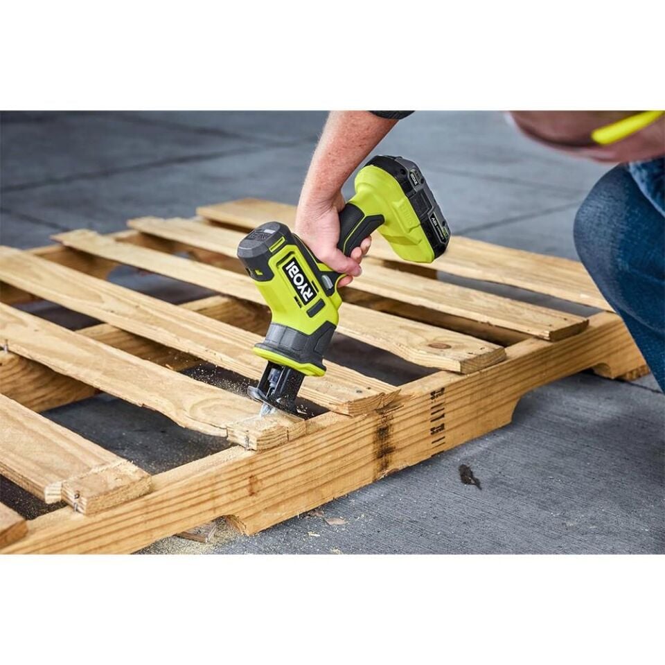 RYOBİ R18RSC-1C20GP 18V Akülü Tilki Kuyruğu Testere (1x2.0Ah) (5133006951)