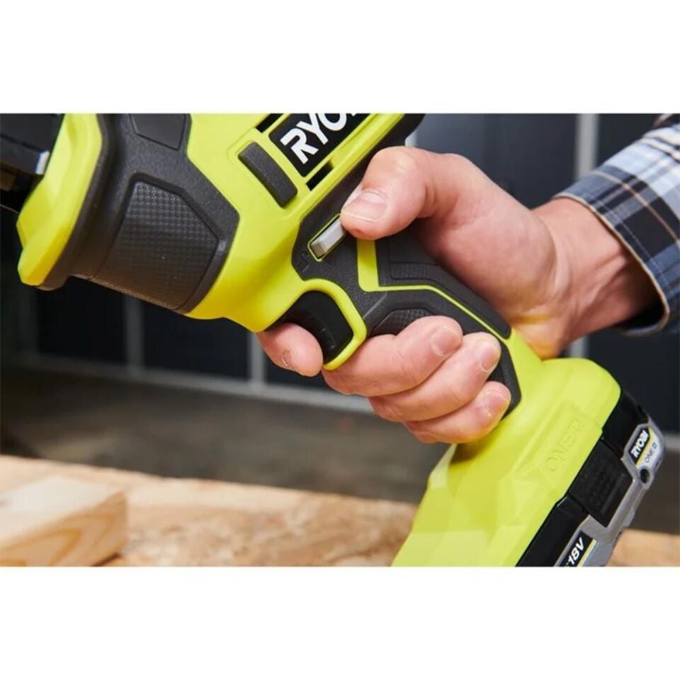RYOBİ R18RSC-0 18V Akülü Kömürsüz Motor Kompakt Kılıç Testere (Akü Dahil Değildir.) (5133006888)