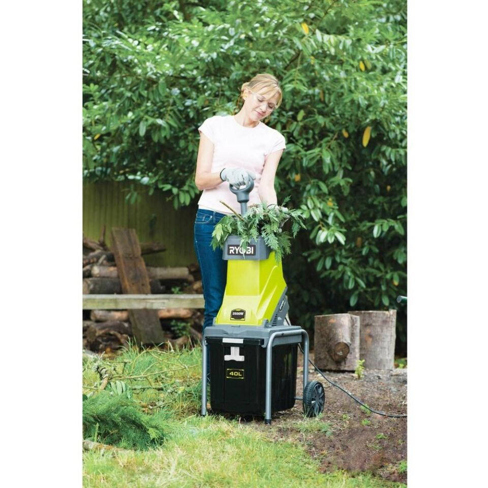 RYOBİ RSH2545B Yaprak Öğütme Makinesi 2500W (5133002512)