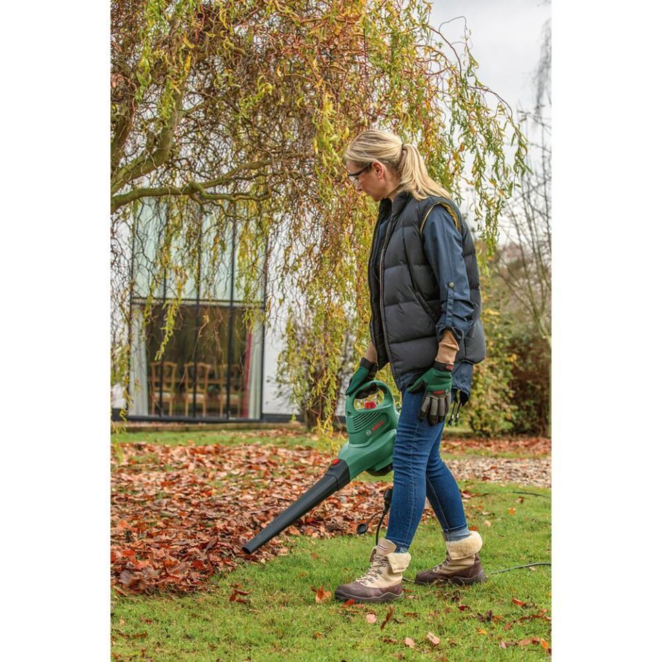 BOSCH UNIVERSAL GARDEN TIDY 3000 Yaprak Üfleme (0 600 8B1 001)